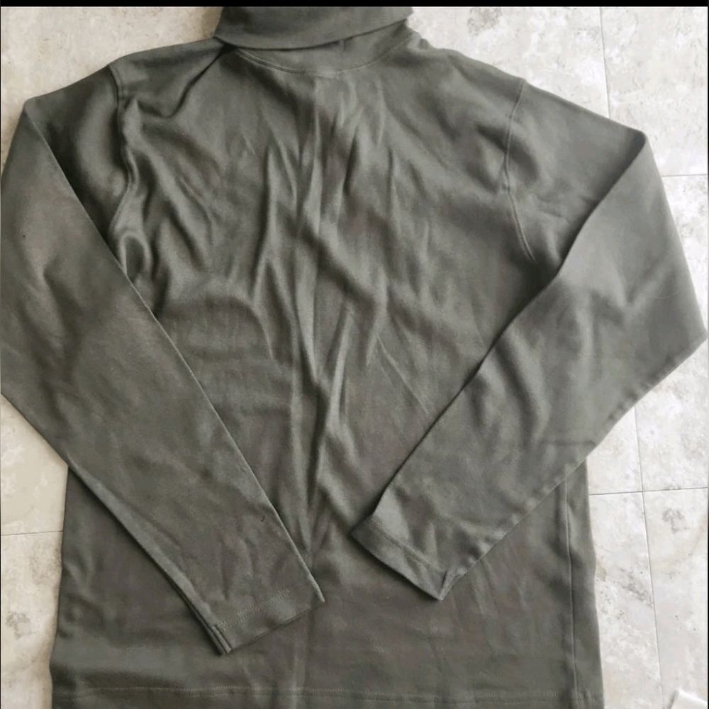 Alps gray long sleeved turtleneck